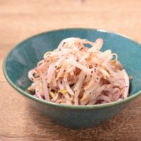 レンジで簡単もやしの赤しそ和え