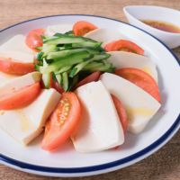 豆腐とトマトの簡単サラダ