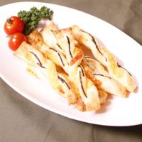 和風おつまみ!のりチーズスティックパイ