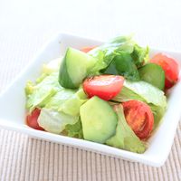 手作りノンオイルドレッシングの和風サラダ