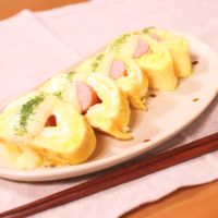 チーズがけウインナーの卵焼き