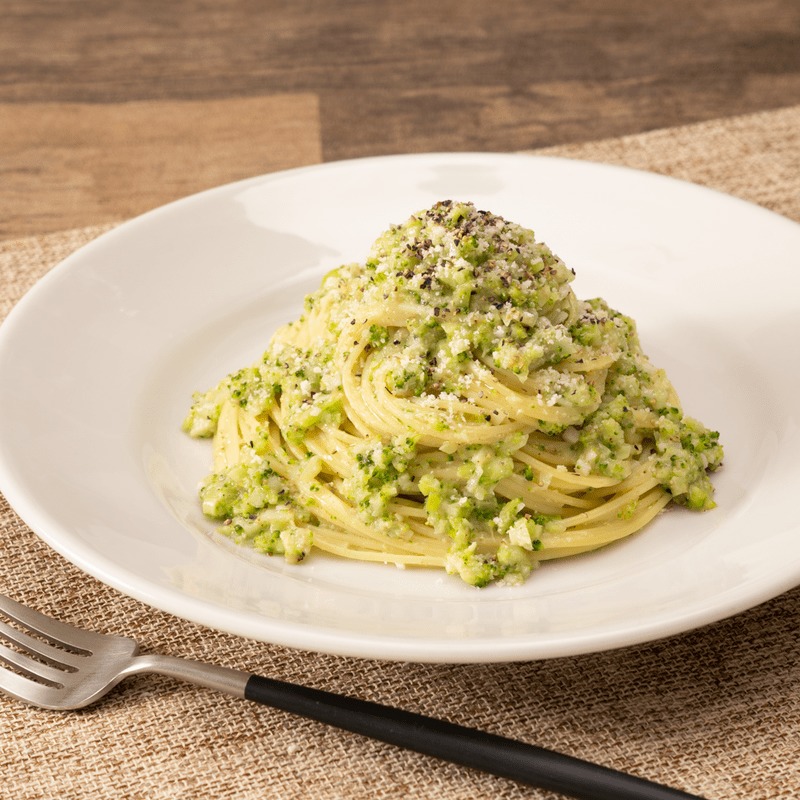 ブロッコリーでワンパンジェノベーゼ風パスタ 作り方 レシピ クラシル
