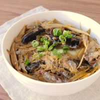イワシ缶で簡単 柳川風丼