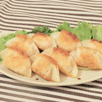 餃子の皮で 鮭マヨ包み