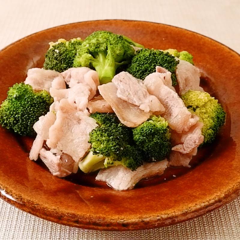 ブロッコリーと豚肉の梅肉和え 作り方 レシピ クラシル
