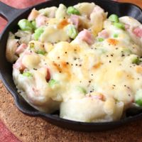お手軽おつまみ 枝豆とベーコンのごろごろ巻き