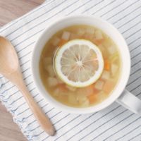 根菜たっぷり レモンコンソメスープ