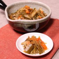 茎わかめと豚肉のさっと煮