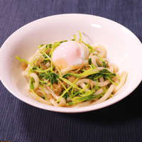 シャキッと 豆苗とザーサイの中華風うどん