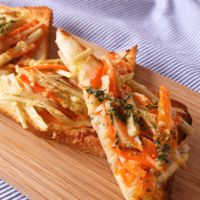 お手軽ランチ ごぼうのサラダパン