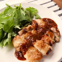 チリソースで ピリ辛チキンソテー
