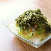 沖縄気分の冷やしゴーヤ茶漬け