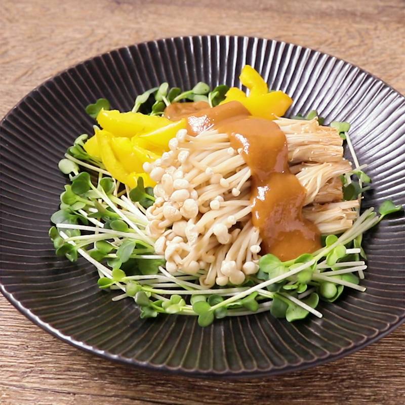 焼きえのきの棒々鶏ソース 作り方・レシピ | クラシル