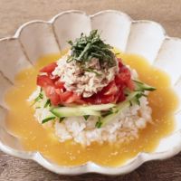 イタリアン気分で ツナとトマトの冷や汁風ぶっかけごはん