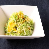 カリカリしらすとキャベツのたくあんサラダ