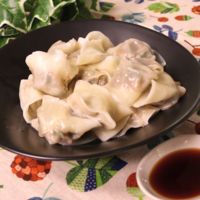 セリと牛肉の水餃子