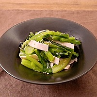 常備菜に 小松菜とハムのピリ辛ナムル