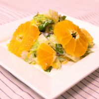 ポンカンとセロリのヨーグルトサラダ