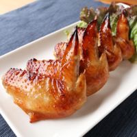 たっぷり甘ダレ こくうま手羽先チキン
