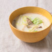 キャベツの豆乳生姜スープ