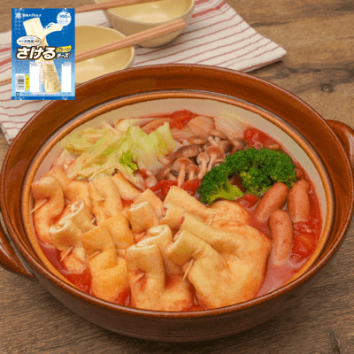 もちっとジューシー！「さけチー」巾着のトマト鍋