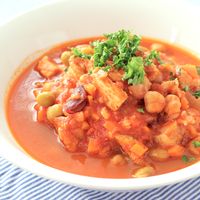 豚肩ロースのポークビーンズ