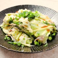 レンジで簡単 ニラとキャベツの包まない餃子