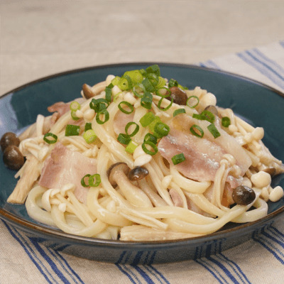 レンジで！旨みと香り楽しむ 汁なし肉塩うどん