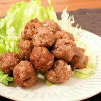 シンプルで美味しい揚げ肉団子