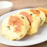 フライパンで レモン香るレーズンスコーン