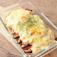 パプリカとナスの梅とろろソースグラタン