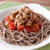 トマトと納豆のぶっかけそば