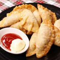 魚肉ソーセージの揚げ餃子