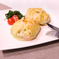 ゴロゴロ春野菜!パイ包み