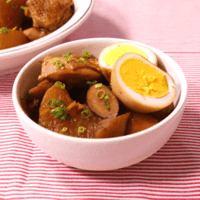しみうま! 鶏と玉子の味噌煮込み