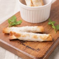 シガレット風ピーナッツバターの餃子の皮巻き