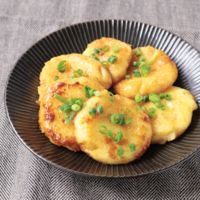 ガーリックバター醤油のチーズいももち