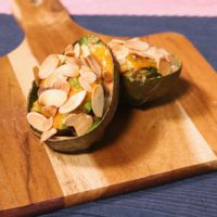 アーモンド風味のアボカドグラタン