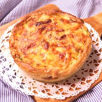 2種のチーズのジェノベーゼキッシュ