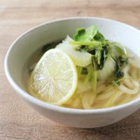 セロリとクレソンのフォー風うどん