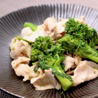 豚バラ肉と菜の花のからし和え