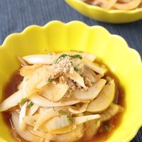 新玉ねぎの梅ポン酢和え