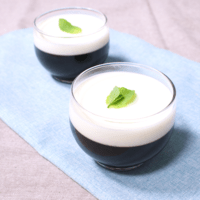 コーヒーと牛乳の二層ゼリー