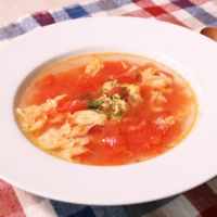トマトとにんにくのスープ