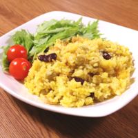 炊飯器で簡単 豆カレーピラフ