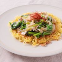 かぶの葉と豚バラのあんかけ焼きそば