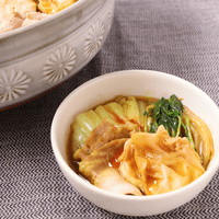 山盛り白菜のチーズワンタン鍋
