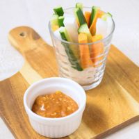 手作りサムジャンで野菜スティック